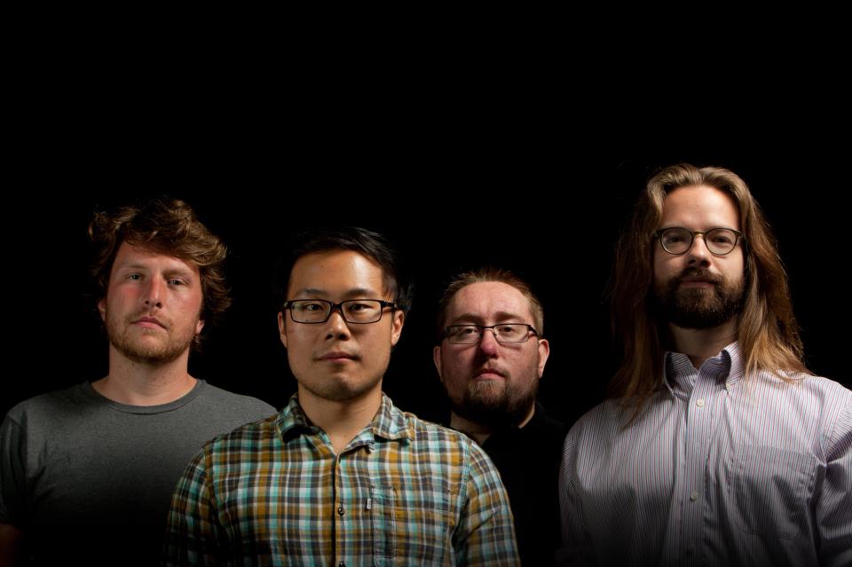 EXCLUSIVE VIDEO: Hemmingbirds - Toxic Noise