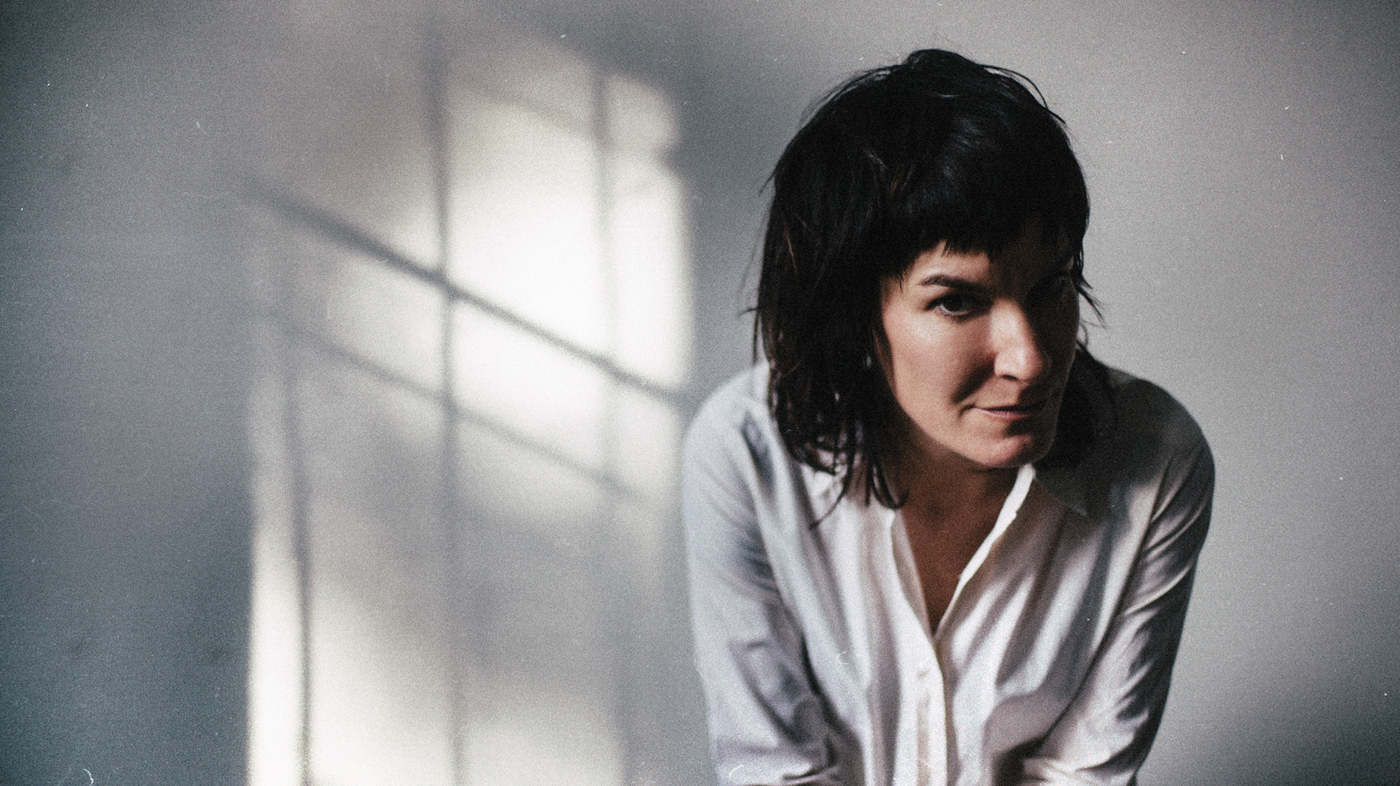 NEWS: Jen Cloher reveals new video 'Regional Echo'