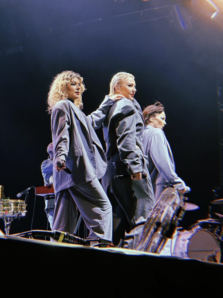 LIVE: Rock N Roll Circus: Self Esteem / Confidence Man / Natalie Imbruglia - Don Valley Stadium, Sheffield, 02/09/2023 26 2023 09 03 231108.234