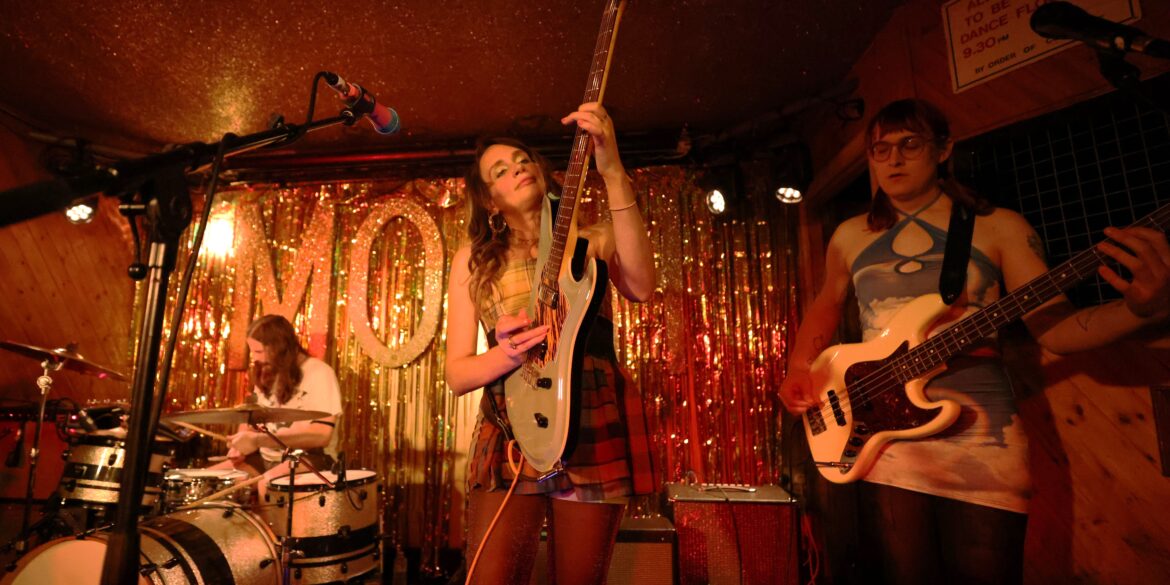 Speedy Ortiz @ Moth Club 2