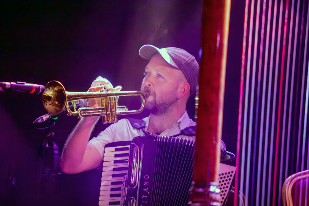 LIVE: Mary Lattimore / Walt McClements – Brudenell Social Club, Leeds, 06/09/2024 23 026 Enhanced NR 1