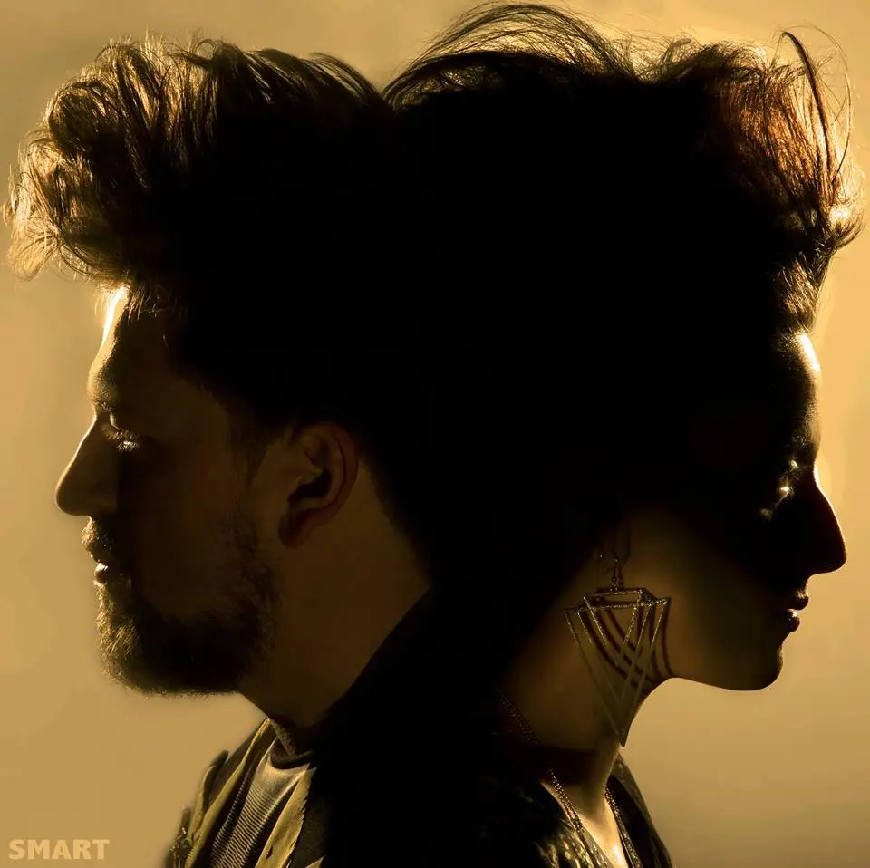 Mano's Daughter - The Machine