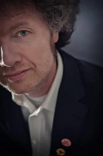 Track Of The Day #583: Martin Carr - 'The Santa Fe Skyway' 2