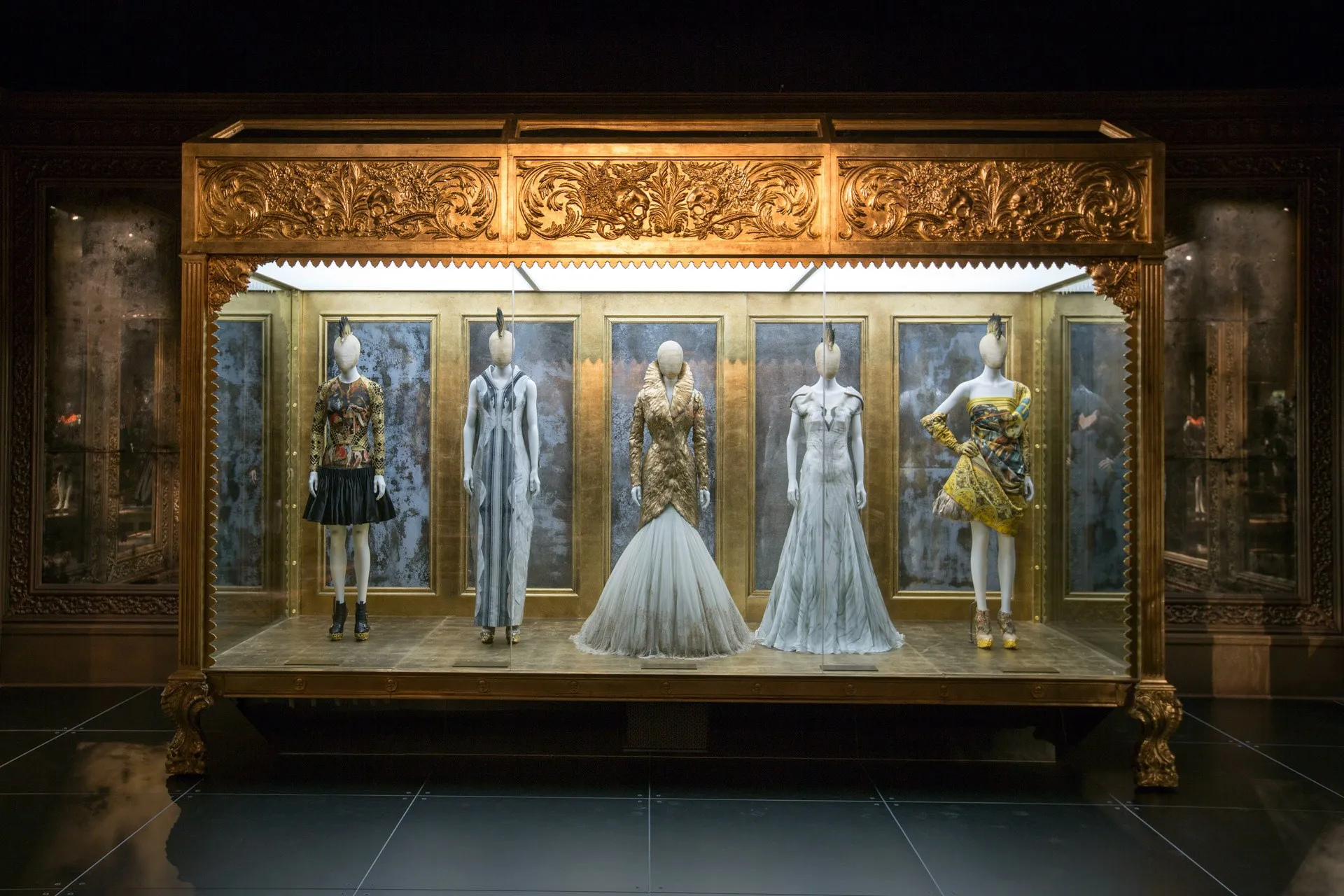 McQueen: Savage Beauty: V&A: 14 March – 19 July 2015 34 McQueen: Savage Beauty: V&A: 14 March – 19 July 2015