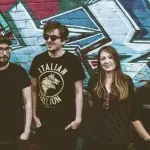 PREMIERE: Midas Fall - Circus Performer