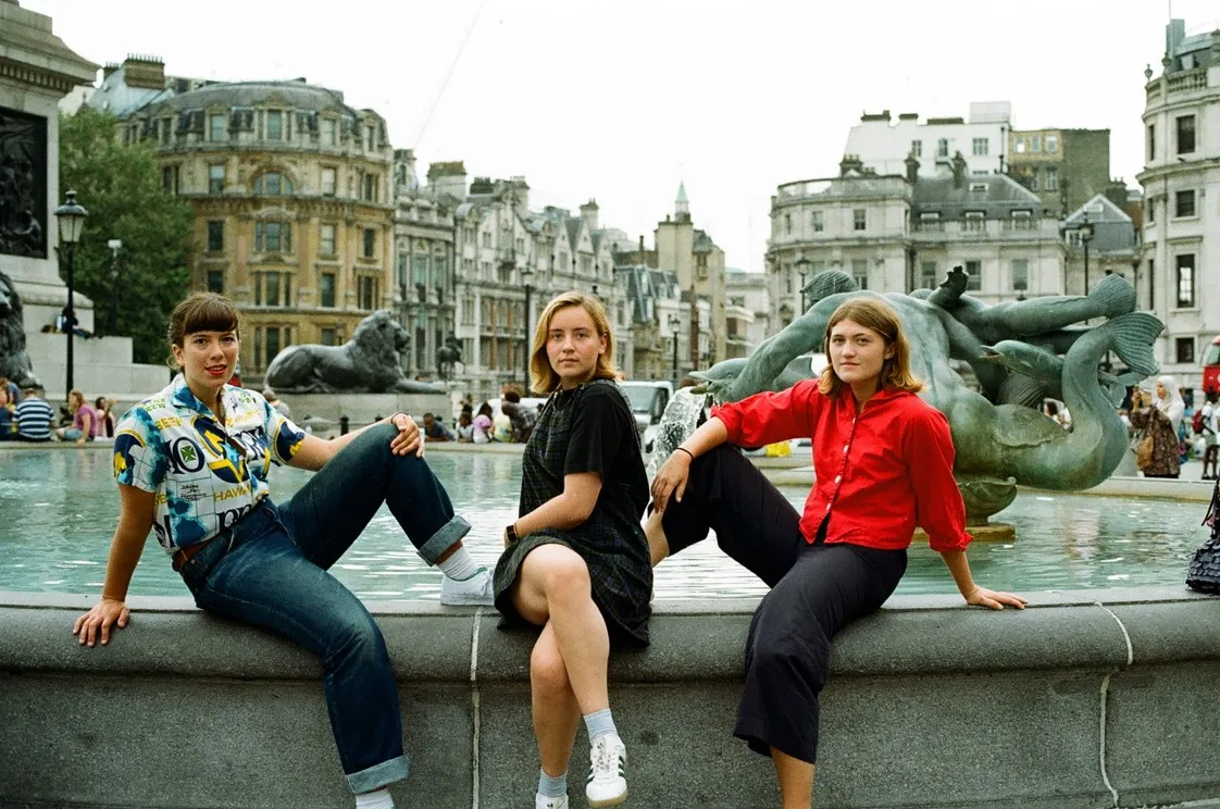 NEWS: Girl Ray share new track ‘Where Am I Now’ 26 NEWS: Girl Ray share debut single ‘Trouble’