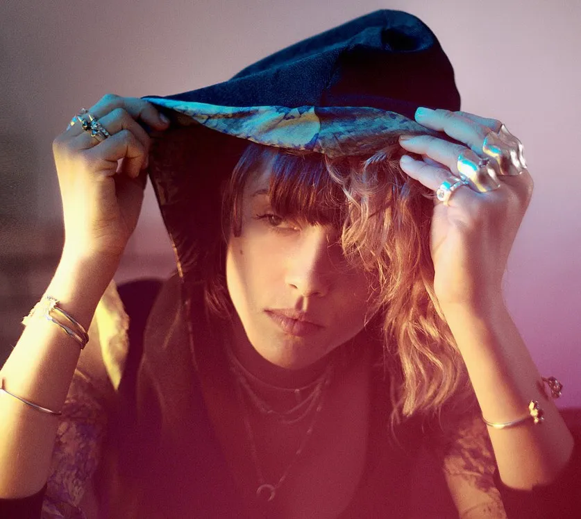 NEWS: Noga Erez releases debut single ‘Dance While You Shoot,’ announces first UK shows