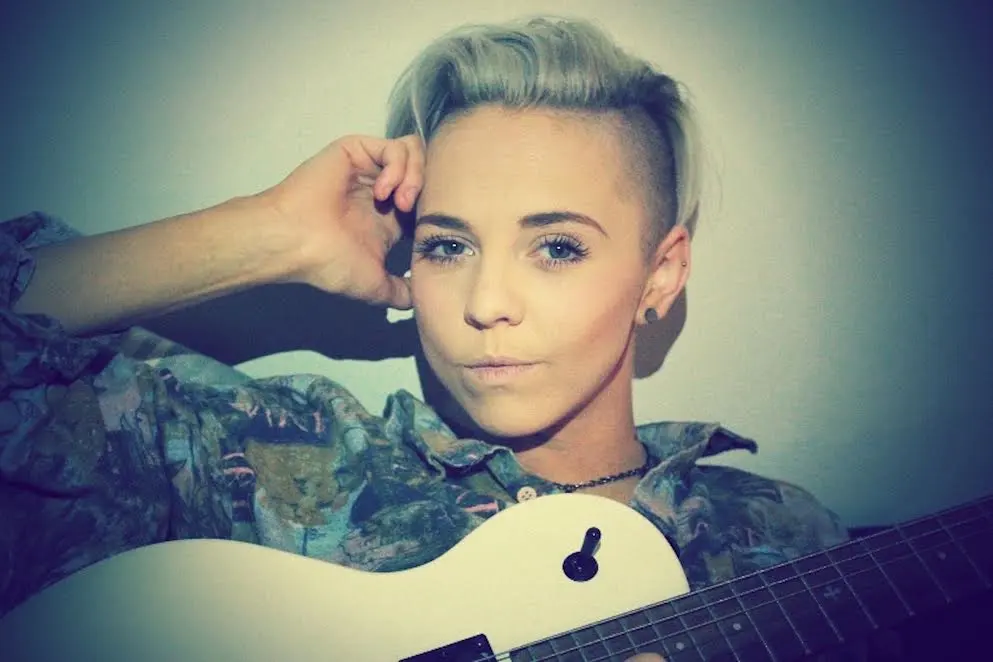 Video Of The Week #20: Lots Holloway - World's On Fire