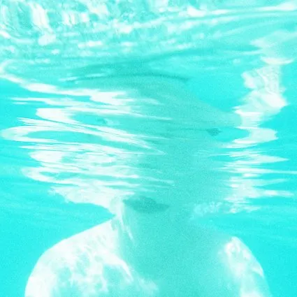 NEWS: Hoult shares new single Pharmacy