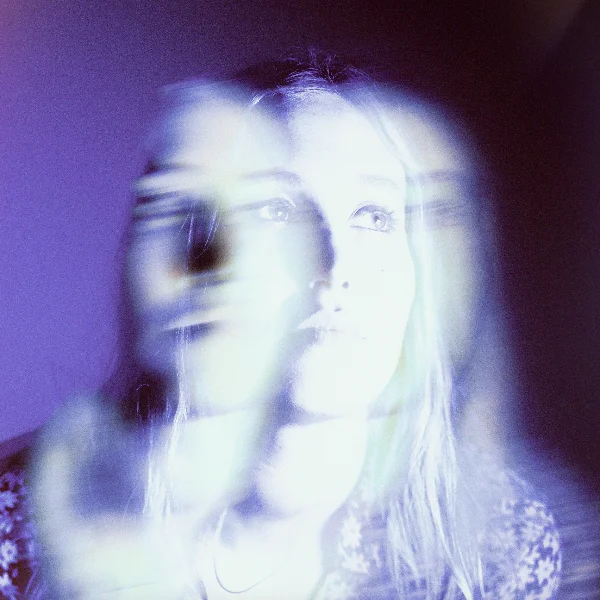 NEWS: Hatchie announces debut album 'Keepsake' & Summer Dates