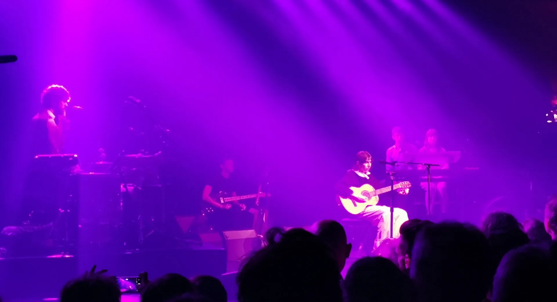 Aldous Harding - Roundhouse, London - 05/12/2019 108 Aldous Harding - Roundhouse, London - 05/12/2019 1