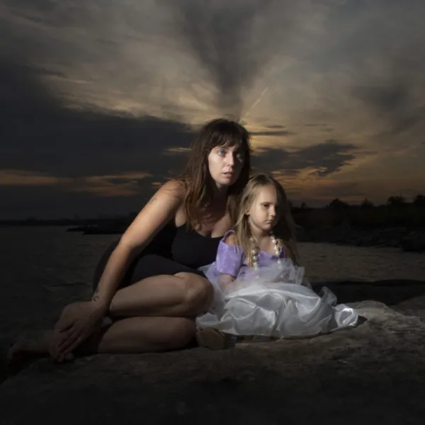 U.S Girls - Heavy Light (4AD) 27 U.S Girls - Heavy Light (4AD)