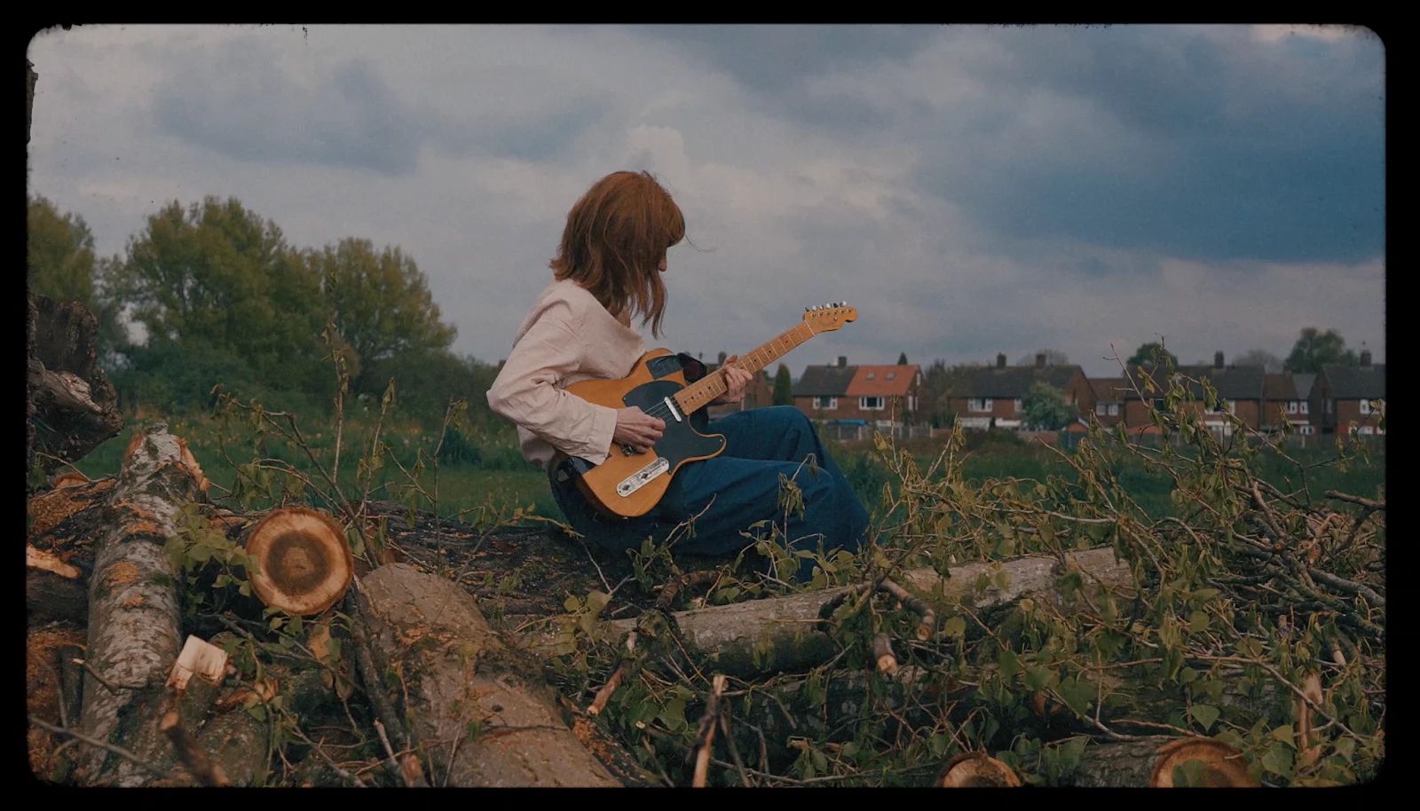 NEWS: Lonelady shares infectious and wistful video for 'Former Things'