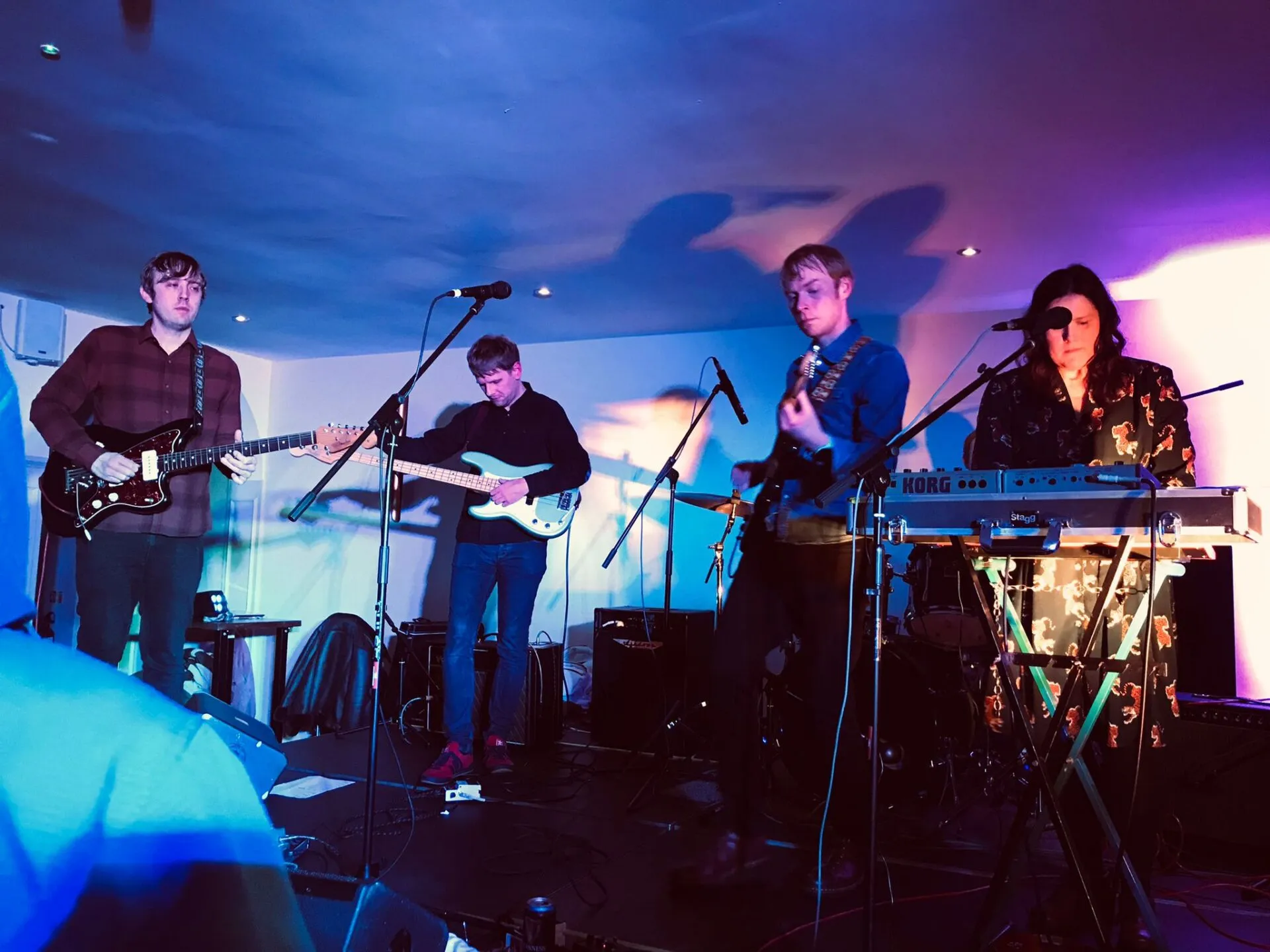 LIVE: Seazoo, Worldcub, Campfire Social, Ennio the Little Brother - Maesgyn Hall, Wrexham, 12/02/2022 1