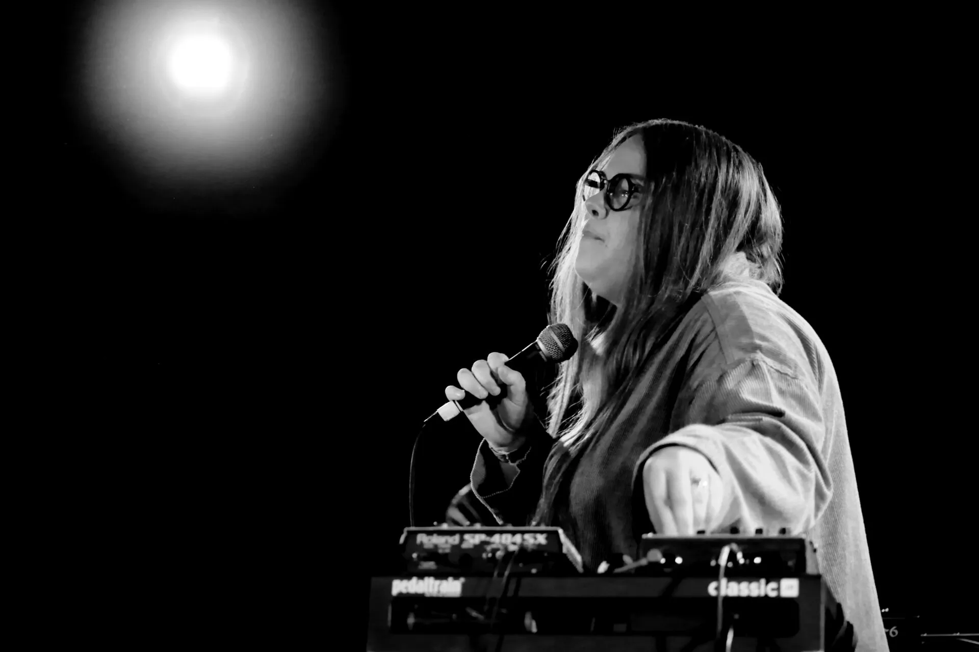 LIVE: Emma-Jean Thackray - Clwb Ifor Bach, Cardiff, 24/02/2022 25 LIVE: Emma-Jean Thackray - Clwb Ifor Bach, Cardiff, 24/02/2022 2