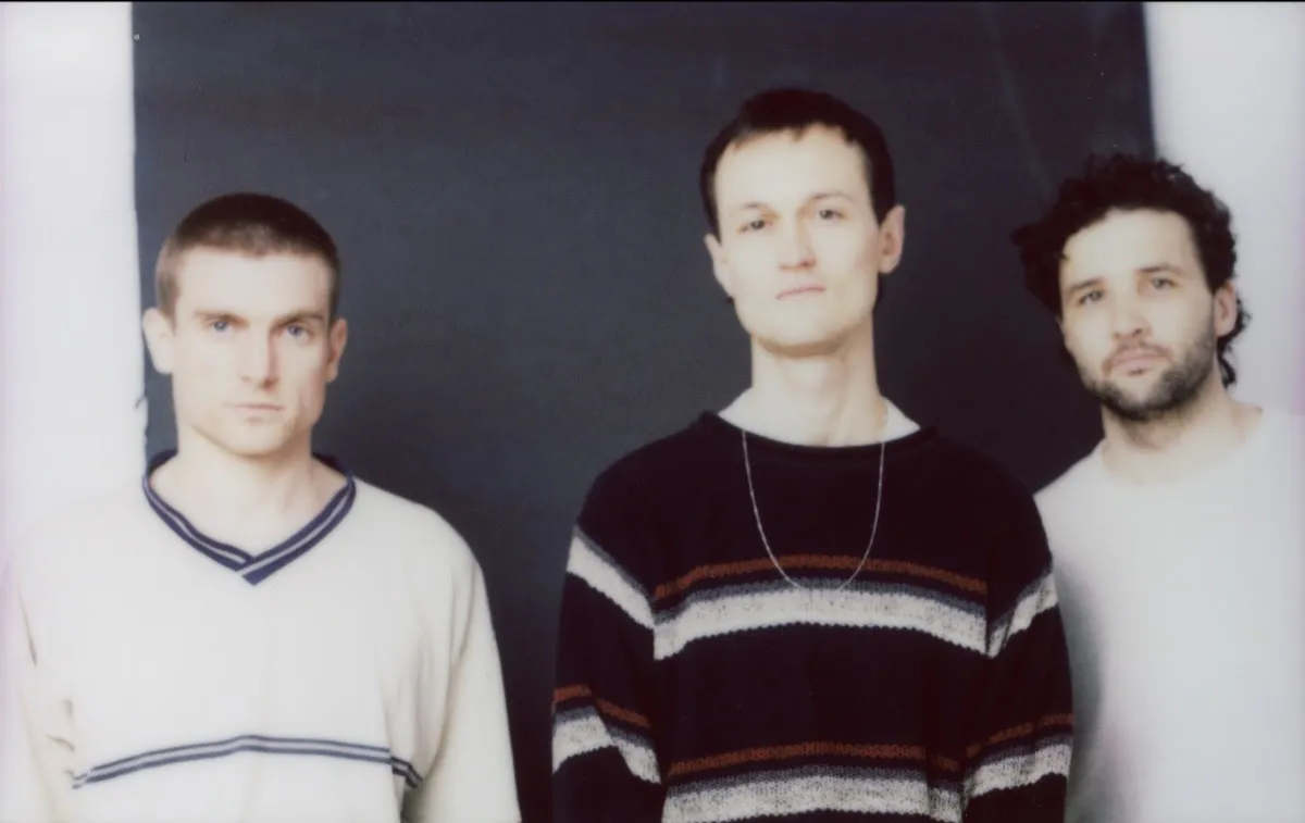 Track by Track: Cola - Deep in View 35 Track by Track: Cola - Deep in View