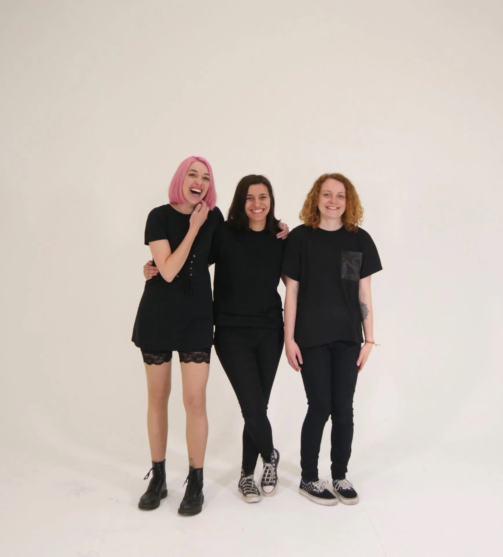 NEWS: BERRIES unleash new single 'Haze' ahead of their tour and debut album, 'How We Function.' 28 NEWS: BERRIES unleash new single 'Haze' ahead of their tour and debut album, 'How We Function.' 4