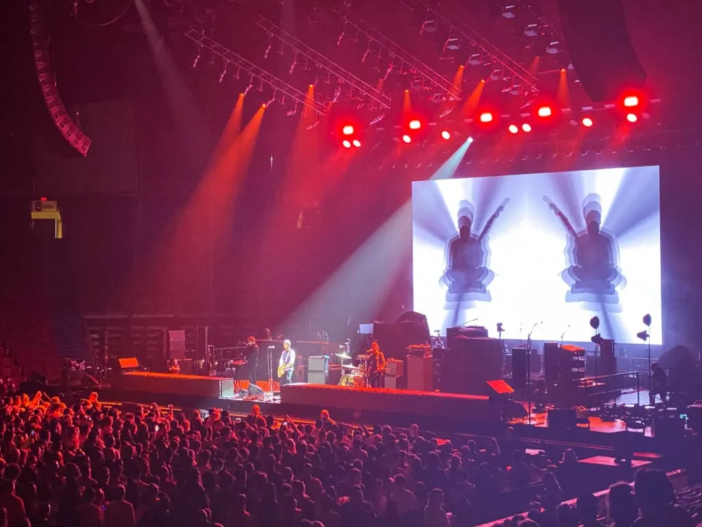 The Killers / Johnny Marr - Rogers Arena, Vancouver, 19/08/2022 23 299559287 6088492814512639 6181059441007374201 n