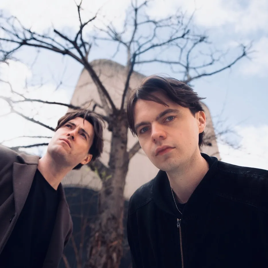 IN CONVERSATION: TV People 22 IN CONVERSATION: TV People