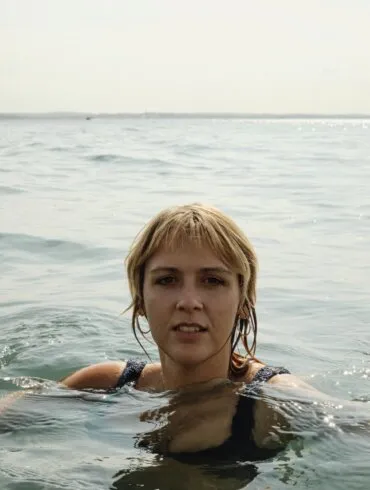 Video of the Week #238: H.L Grail (Goat Girl) - Sandman 2