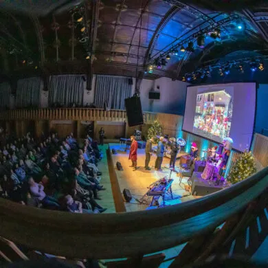 Lighting the Dark: A Christmas Concert - Howard Assembly Room, Leeds, 17/12/2022 1