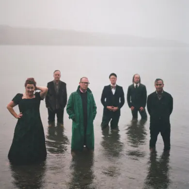 NEWS: Stars release holiday single 'Christmas Anyway' and announce UK and Ireland tour for February 2023 2