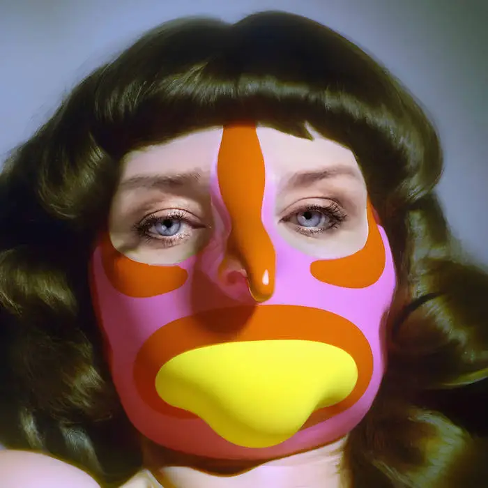 NEWS: Róisín Murphy signs to Ninja Tune and shares refreshing new single 'CooCool' produced by DJ Koze 22 NEWS: Róisín Murphy signs to Ninja Tune and shares refreshing new single 'CooCool' produced by DJ Koze