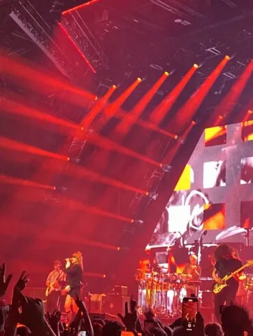 LIVE: Paramore - Cardiff International Arena, Cardiff, 15/04/2023 31 LIVE: Paramore - Cardiff International Arena, Cardiff, 15/04/2023