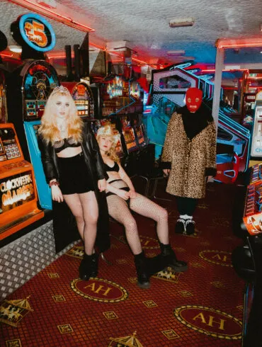 NEWS: Lambrini Girls cement their iconic punk status with their explosive 'You're Welcome' EP launch 31 NEWS: Lambrini Girls cement their iconic punk status with their explosive 'You're Welcome' EP launch 2