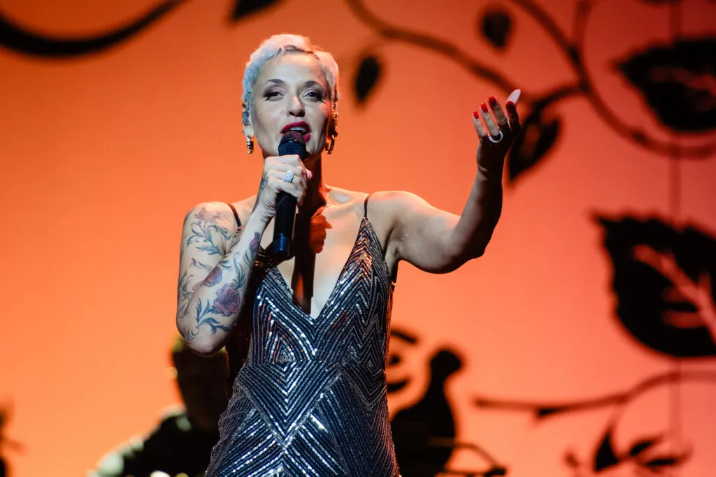 20231013 PT Llais 209