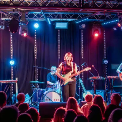 LIVE: Girl Ray – Belgrave Music Hall, Leeds, 28/11/2023 22 087 Enhanced NR