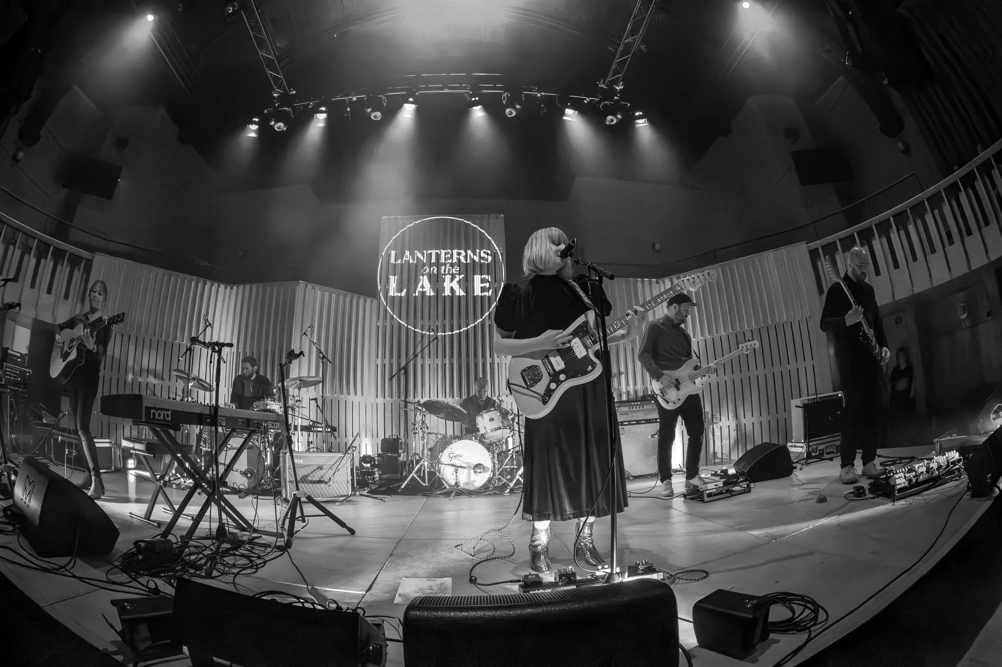 LIVE: Lanterns on the Lake – Howard Assembly Room, Leeds, 17/11/2023 22 097 Enhanced NR