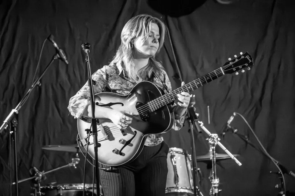 LIVE: A Yorkshire Tribute to Michael Chapman – The Crescent, York, 01/12/2023 23 063 Enhanced NR