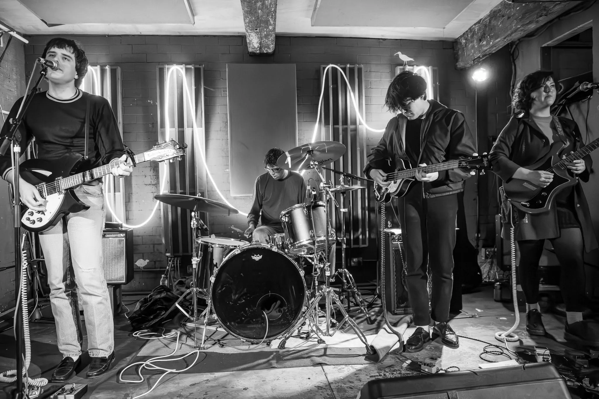 LIVE: The Umbrellas – Wharf Chambers, Leeds, 08/03/2024 22 035 Enhanced NR