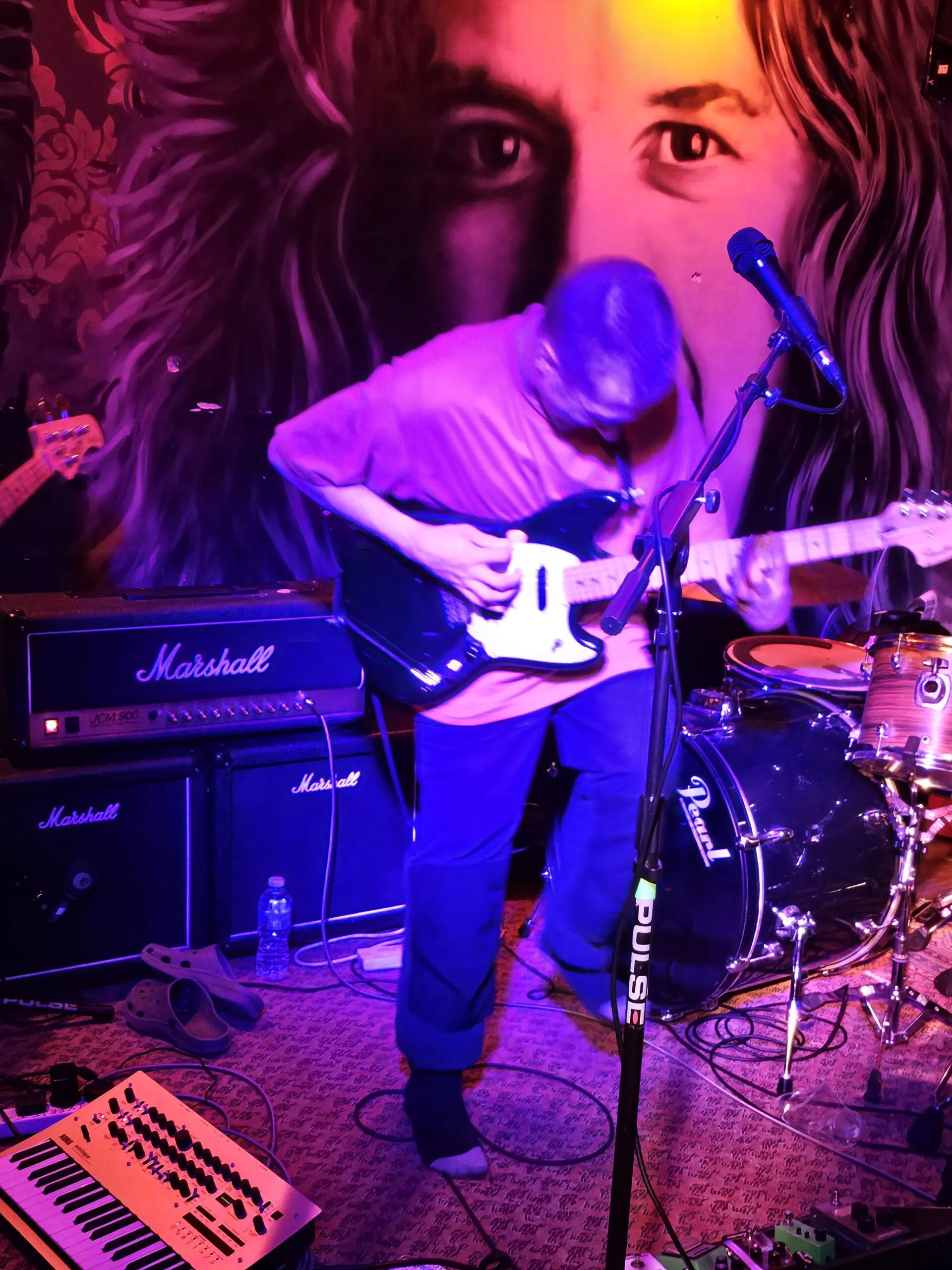 LIVE: university / Vibrator - The Old Toll Bar, Glasgow, 23/03/2024 24 20240323 214323 scaled