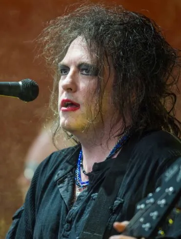 NEWS: The Cure release two brand new songs as 12" double A-sides for climate charity 23 Robert Smith musician crop