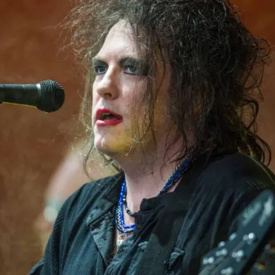 Robert Smith musician crop