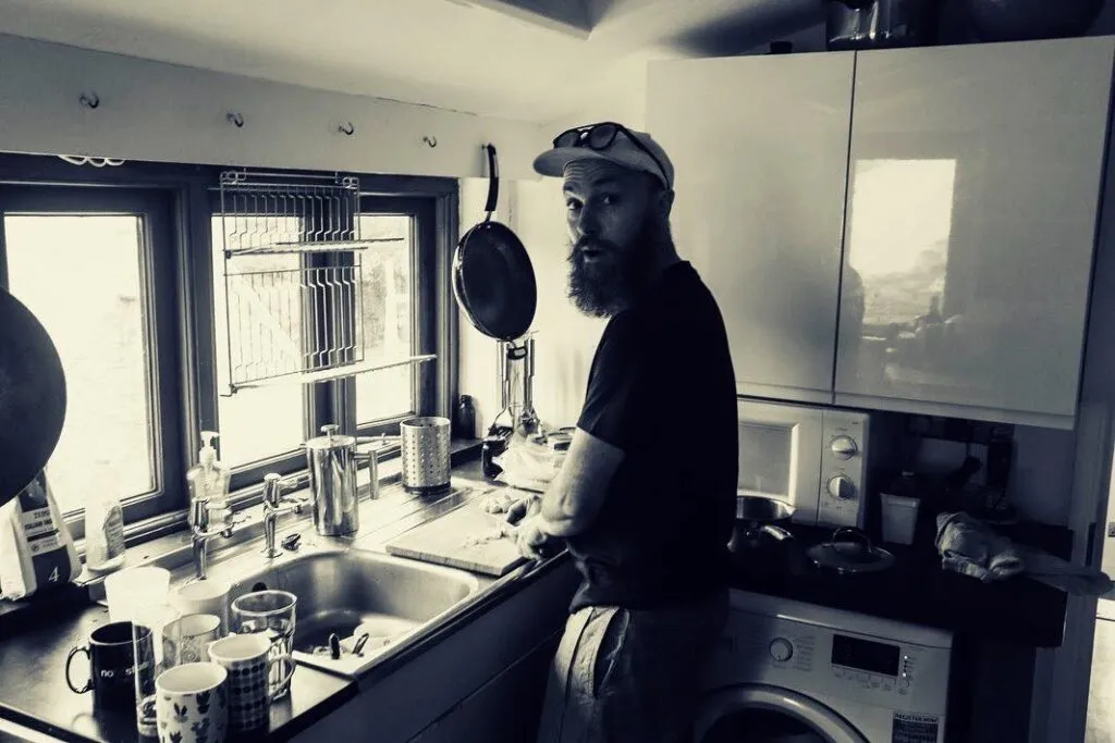 NEUTRON PRIZE 2024 : THE YNYS JOURNEY TO DOSBARTH NOS 28 ynys dos 6