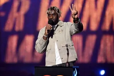 NEWS: Myles Smith, Last Dinner Party and Ezra Collective call for action to protect music venues at the BRITs 28 myles smith brits 696x442 1