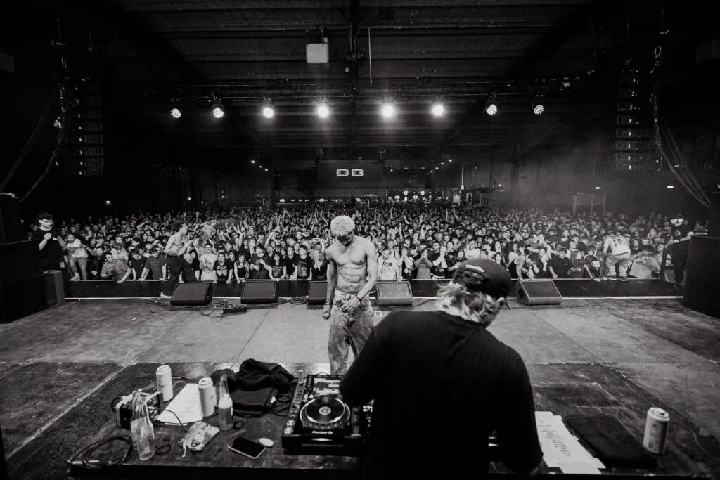 DANNY BROWN JAMIE 24