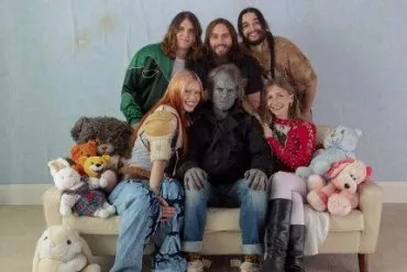 WET LEG FAMILYPORTRAIT 0829 PC Iris Luz 300dpi