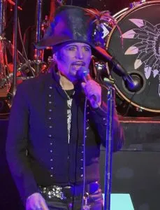 241f4ded b1f3 494e 8325 22d41c0b765a