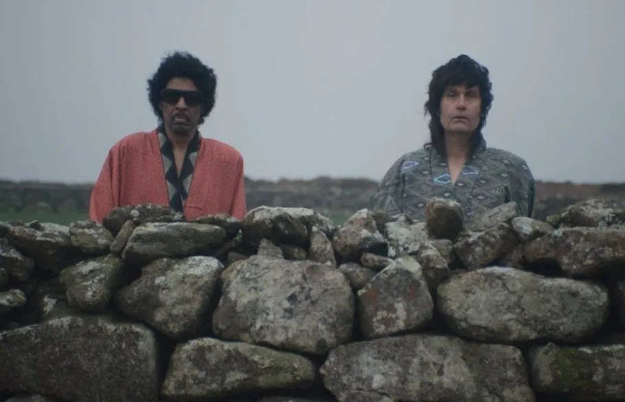 FILM: Ebony & Ivory 22 Ebony Ivory