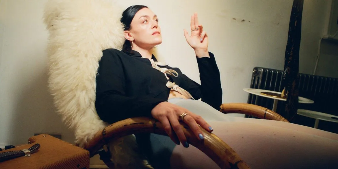 IN CONVERSATION: Iona Zajac "I want this album to be a celebration of womanhood" 29 2411 IONA ZAJAC PRESS SHOOT PHOTO IZZIE AUSTIN 61